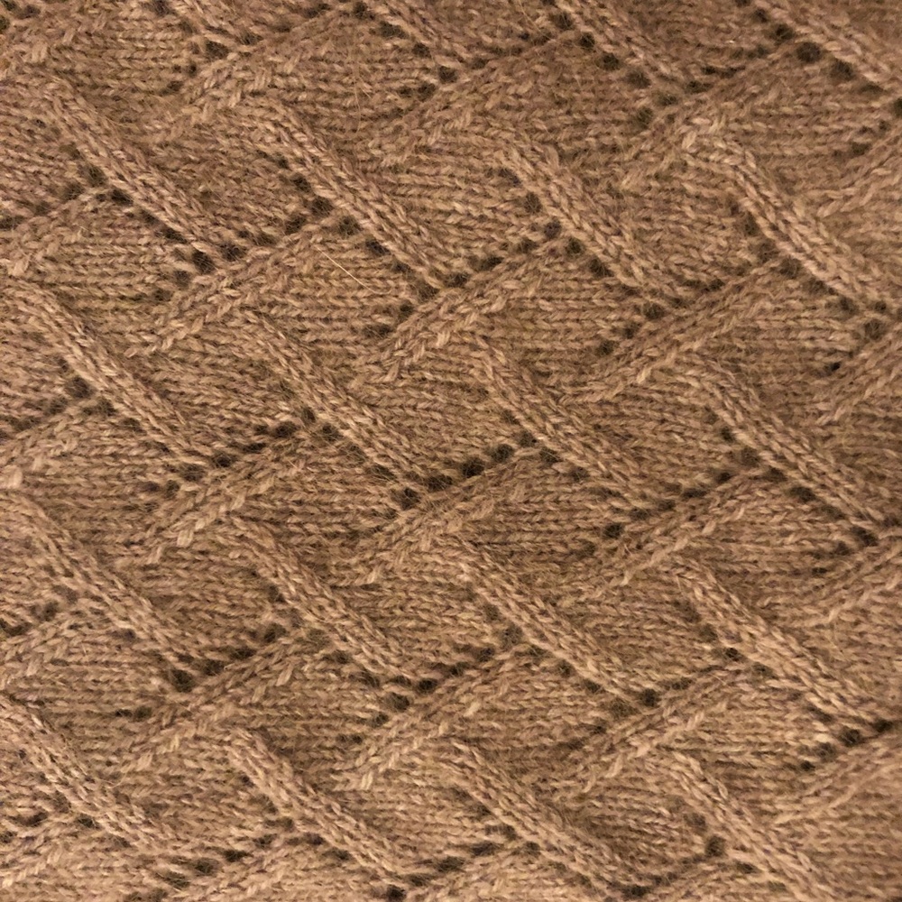 Handmade lightweight knitted brown scarf - Picture 2 of 2